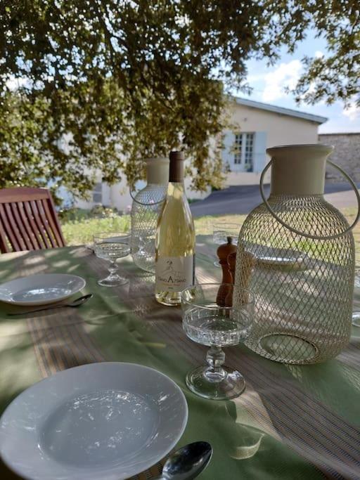 Entre Pierre Et Vigne - Charming Former Winery Farmhouse With Hot Tub & Swimming Pool Monestier  Exterior photo